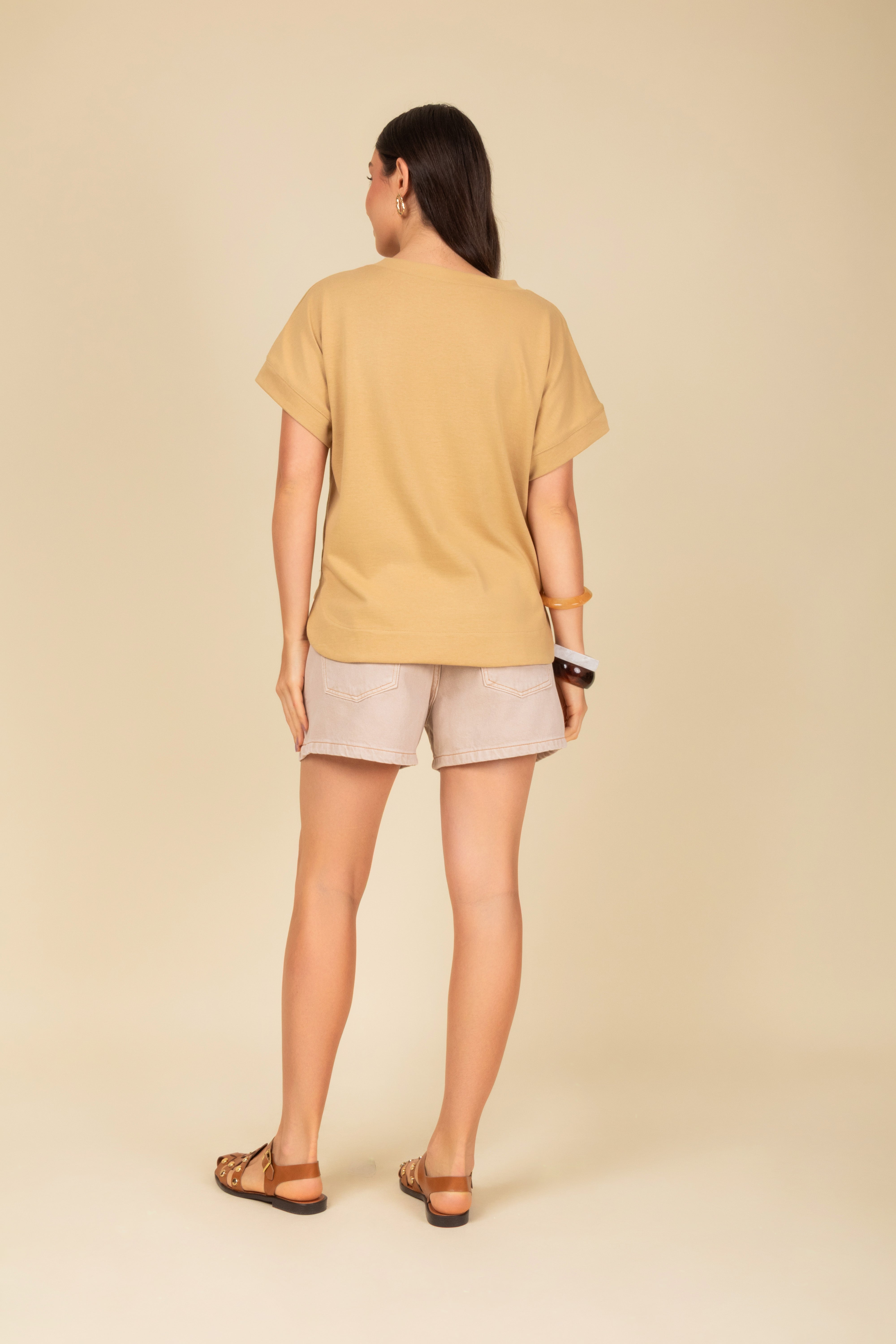 Blusa Decote em V com Manga Dobrada